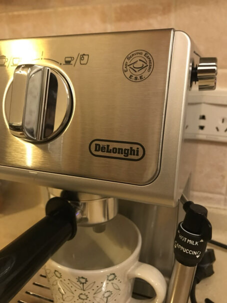 德龙咖啡机趣享系列半自动咖啡机朋友们是15泵压的吗？