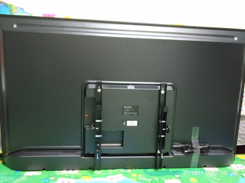 七角板电视机挂架通用电视支架这个挂架小米4x43寸电视能用吗？