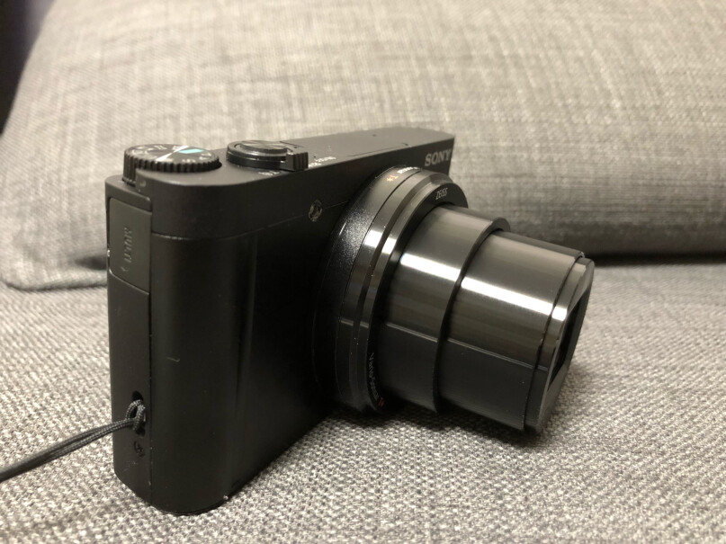 索尼DSC-WX500数码相机数码相机这个和水果机拍照比起来有好感吗？