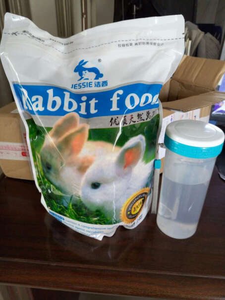 洁西兔粮宠物兔子饲料兔子就单独吃这个可以吗？