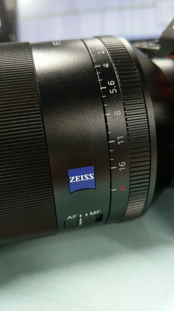 SONY FE 50mm F1.4 ZA微单镜头选50/1.4用途多还是85/1.4gm用途多？谢谢？