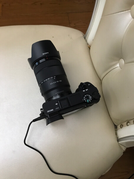 微单相机SONY ILCE-6400 Vlog微单相机优缺点测评,哪款性价比更好？