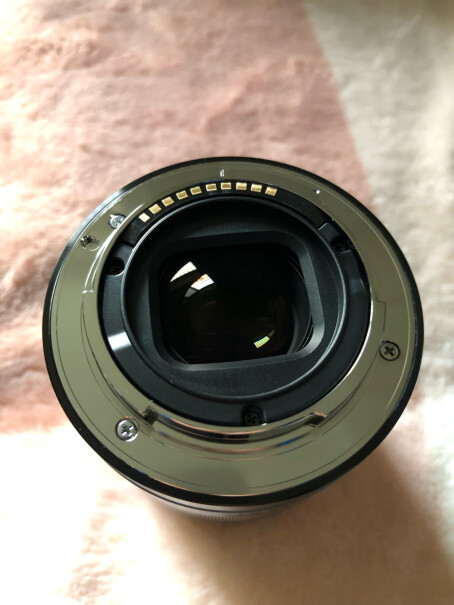 索尼E 30mm 微距镜头35 1.8能拍星空么？