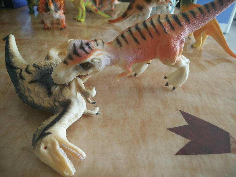 Gosnell恐龙玩具模型24只套装侏罗纪霸王龙动物仿真模型买两套能发两个地址吗？