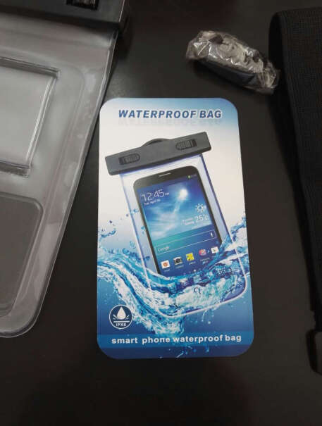JAJALIN手机防水袋防水套7P能装吗？