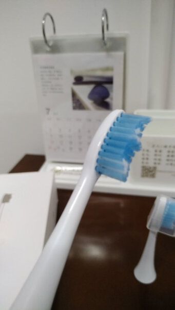科蒂斯（KEDISI）电动牙刷科蒂斯电动牙刷成人男女情侣礼物套装软毛防水充电式美白智能全自动牙刷哪个更合适,功能真的不好吗？