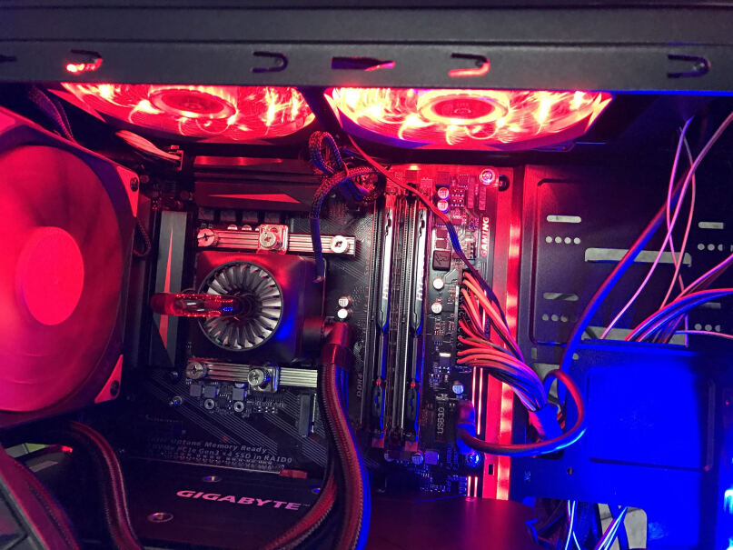 九州风神堡垒240RGB+PM500D为什为什么我的1700x待机50度？