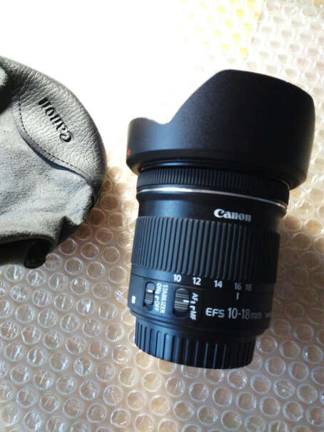 佳能EF 8-15mm鱼眼镜头佳能EOS1300D相机适用吗？