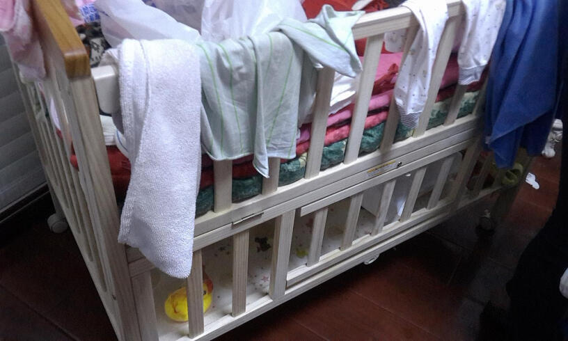 gb好孩子婴儿床垫是硬的吗？