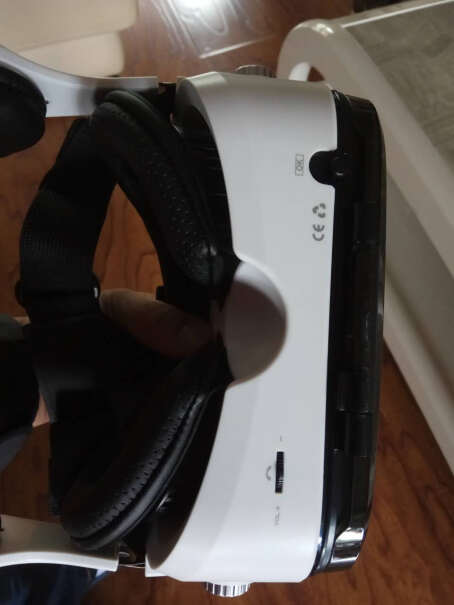 小宅Z4智能VR眼镜可以玩吃鸡吗？