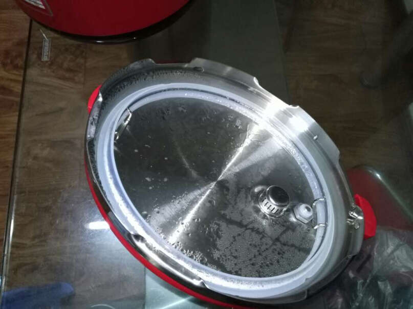 洛贝Y50-90W2阿迪锅锅盖上的阀门坏了，在哪里买或者更换？