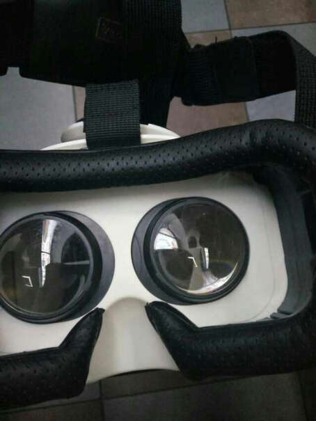 小宅Z4智能VR眼镜看3D效果好吗？
