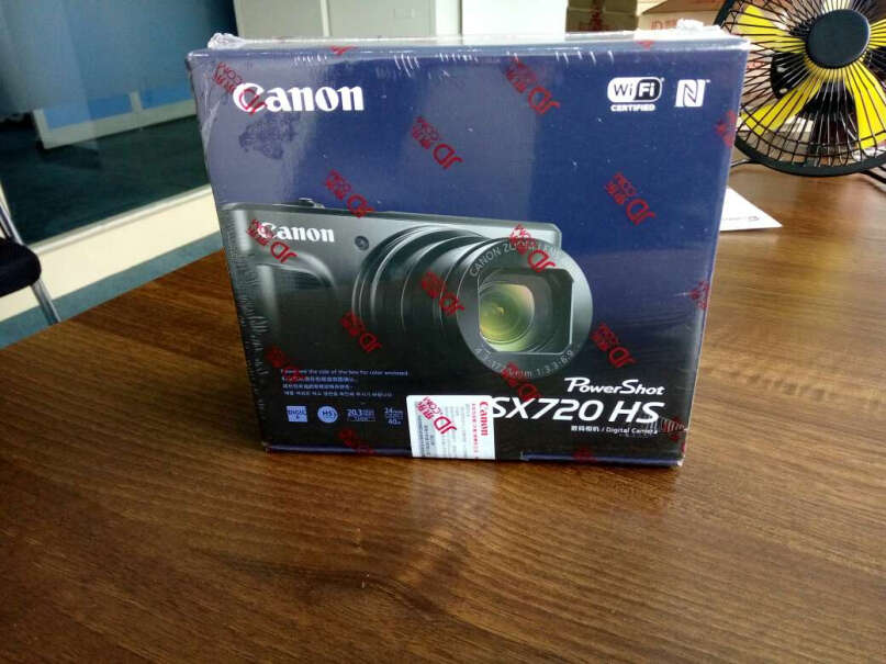 佳能PowerShot SX720 HS数码相机这款和sx740hs对比怎么样更推荐哪一款？