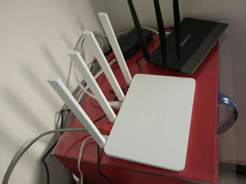 小米wifi放大器prowifi信号增强器在房间用笔记本连无线网信号2格，把它插在房间里，能改善信号强度吗？