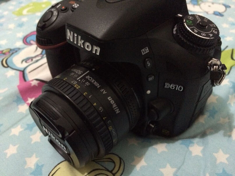 尼康AF-S DX标准定焦镜头d7280买哪个拍人像好一点？