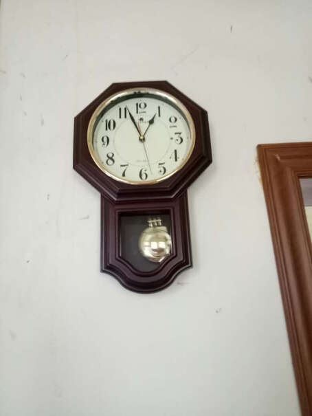 钟饰得美莱斯客厅挂钟使用良心测评分享,哪个更合适？