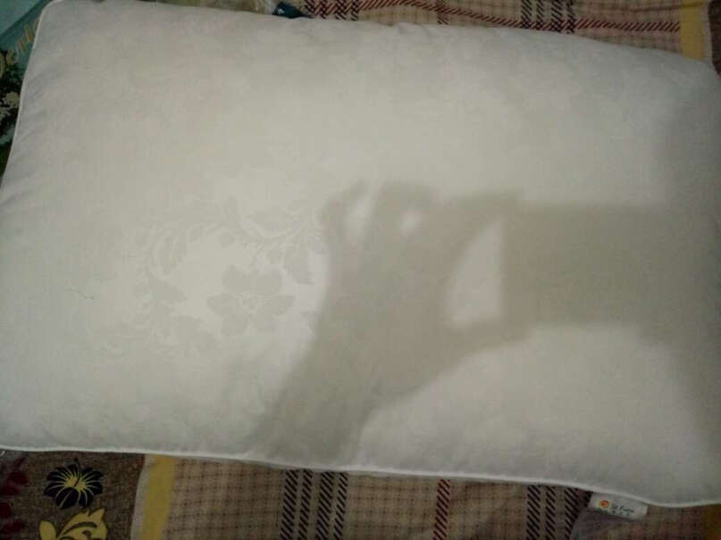 富安娜家纺圣之花枕头芯枕芯单人酒店枕纤维软枕这个是低枕还是高枕？
