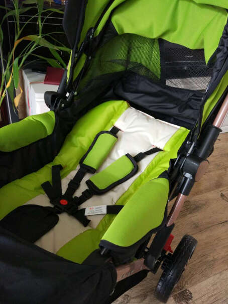 豪威婴儿推车双向避震可躺可坐小孩子儿童手推车轻便折叠一岁的宝宝可以坐吗？
