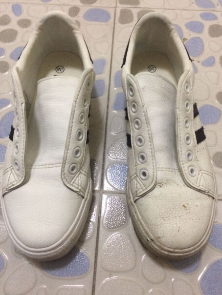 粉兰之家小白鞋泡沫清洁剂沙发上的中性笔痕迹能擦掉吗？
