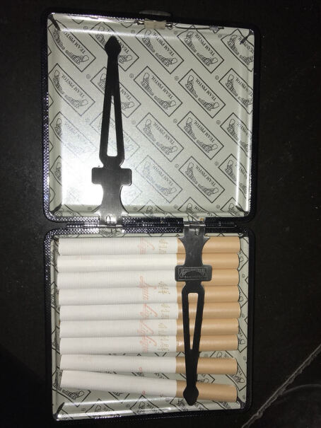 烟盒双枪烟盒皮革个性创意超薄金属烟夹香菸盒子防潮防压烟盒冰箱评测质量怎么样！究竟合不合格？