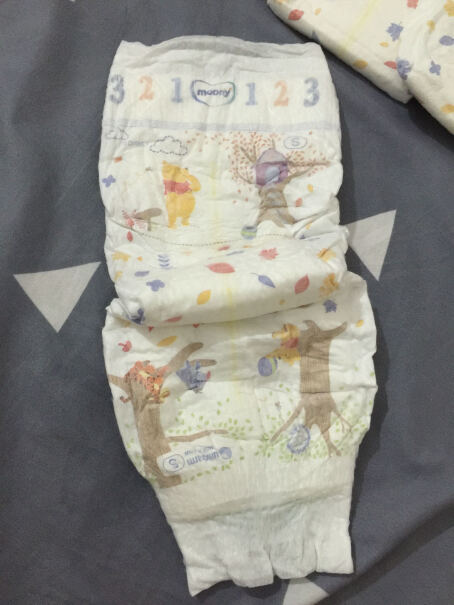 日本进口尤妮佳moony一般新生儿宝宝，用这个尺寸的！能用多久？这个月用多少包？