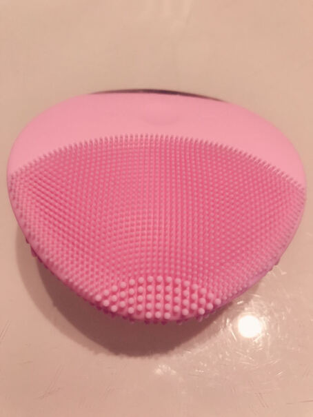 斐珞尔洁面仪洗脸仪可以直接水洗吗？充电孔进水没关系吗？