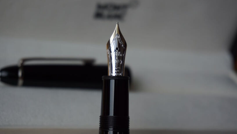 MONTBLANC万宝龙大班系列钢笔这个底价多少？
