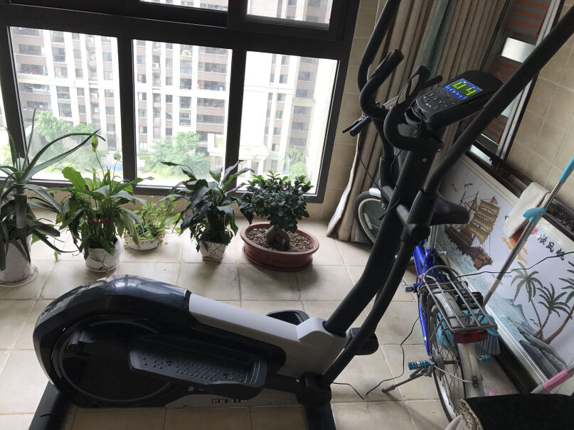 岱宇家用椭圆机电磁控健身器材家用健身车太空漫步机FE300买过的朋友，你们的机器现在怎么样了，谢过？