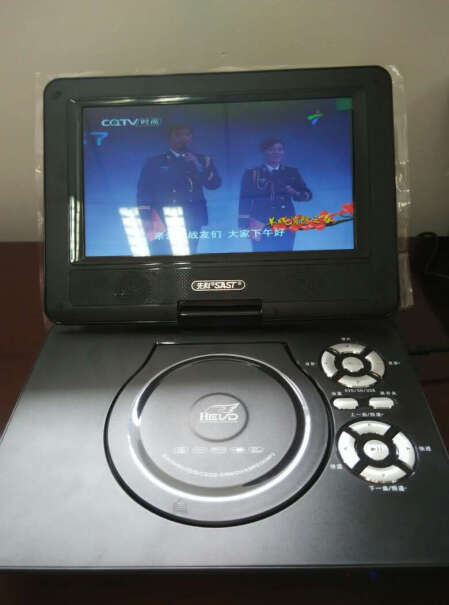 先科32B便携式移动电视DVD播放机巧虎dvd影碟机cd可以播放台湾的DVD吗？