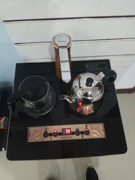 司迈特Q5茶吧机家用饮水机加大尺寸立式下置式温热型热水是在壶里烧还是哪里烧热？