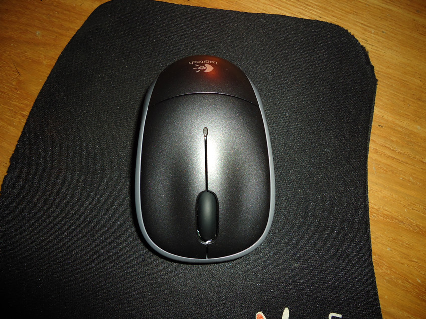 罗技(logitech)m215 无线鼠标 黑色