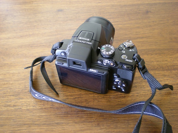 尼康(nikon) coolpix p500 数码相机 黑色(1200万像素 3寸屏 36倍光变