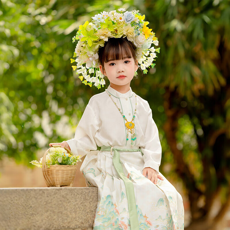 Menghu Yueqingshan Hanfu Girls' Spring And Autumn Style, Children's Chinese-Style Ancient Costume Ming Dynasty Horse-Face Skirt Set, White And Green Top, Size 100