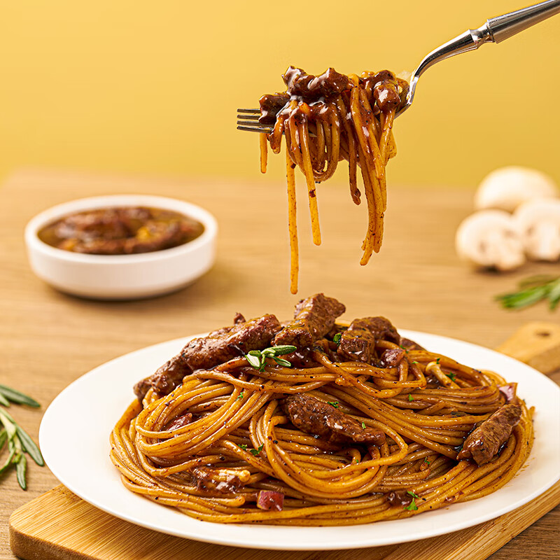 小熊驾到意大利面215g*4盒番茄肉酱+黑椒牛肉 儿童意面方便面速食通心粉