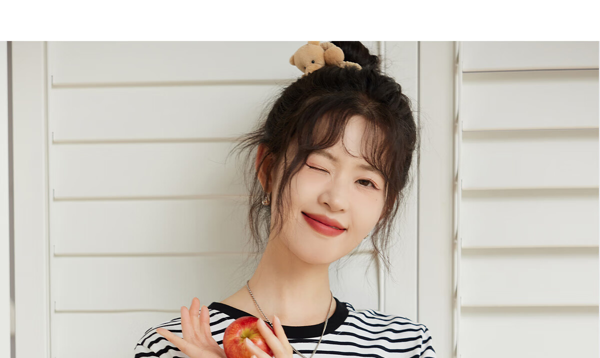 Halo Queen Long-Sleeve T-Shirt for Women, Spring And Autumn Round Neck, Heart Embroidery Striped Base Shirt, Casual Fashion Top, New Product H143T2005 39