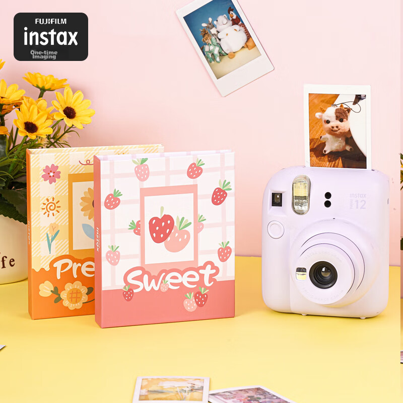 INSTAX...