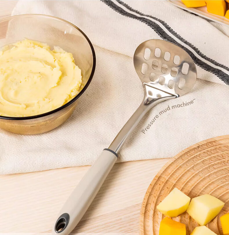 Dipuer 304 Potato Masher, Household Stainless Steel Food Press, Baby Food Supplement Tool, Food Crusher 1