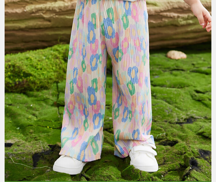 ASK JUNIOR Children's Clothing Set, Girls' Summer Outfit, Toddler Short-Sleeve Wide-Leg Pants, Sports Casual Two-Piece Set, Floral Pattern, Size 130 3