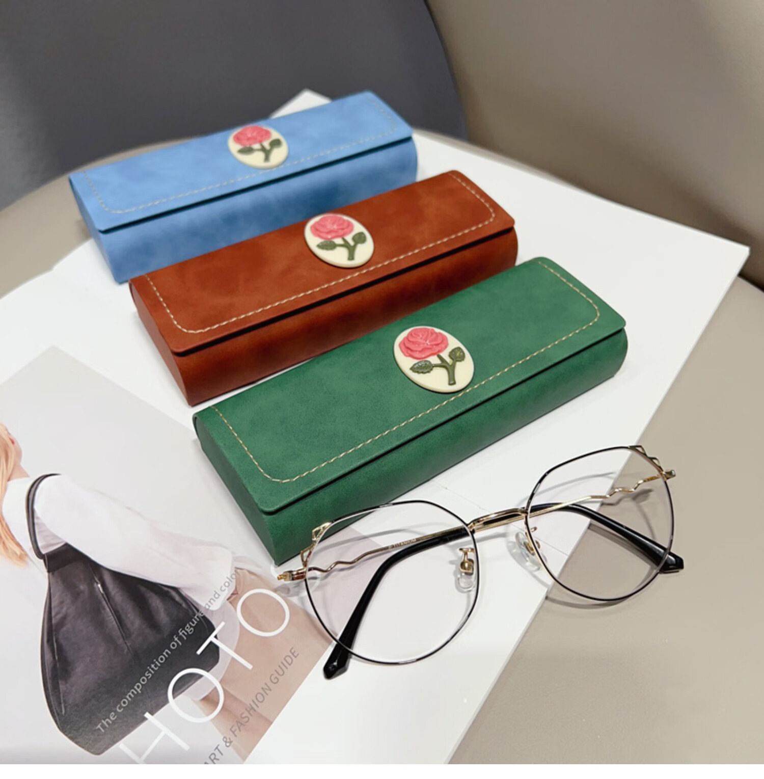 Fanyejia Retro-Style, Durable Portable, Fresh And Elegant Frame, Myopia Glasses Case, High-End Student Sunglasses Storage Box 4