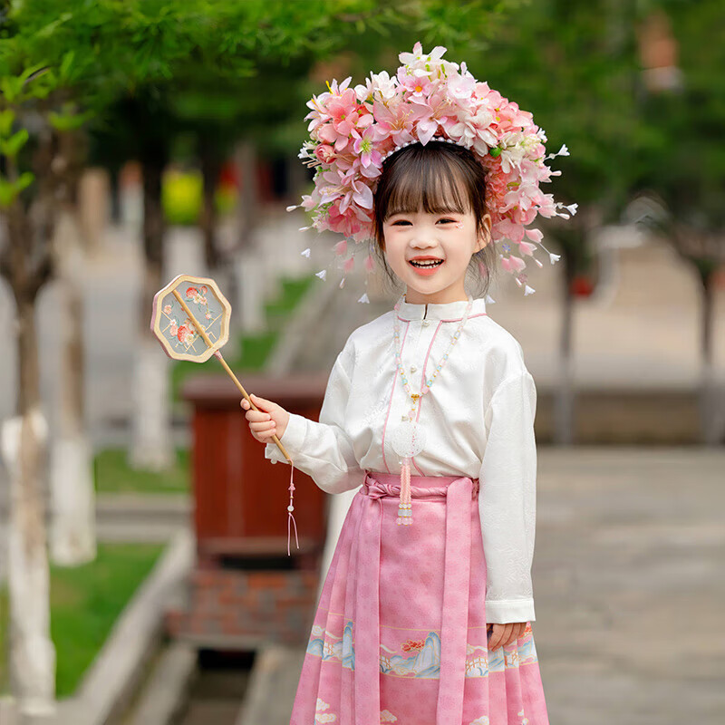 Menghu Yueqing Mountain Hanfu Girls' Spring And Autumn Style Children's Chinese-Style Ancient Costume Ming Dynasty Horse-Face Skirt Set, White Powder Top, Size 100