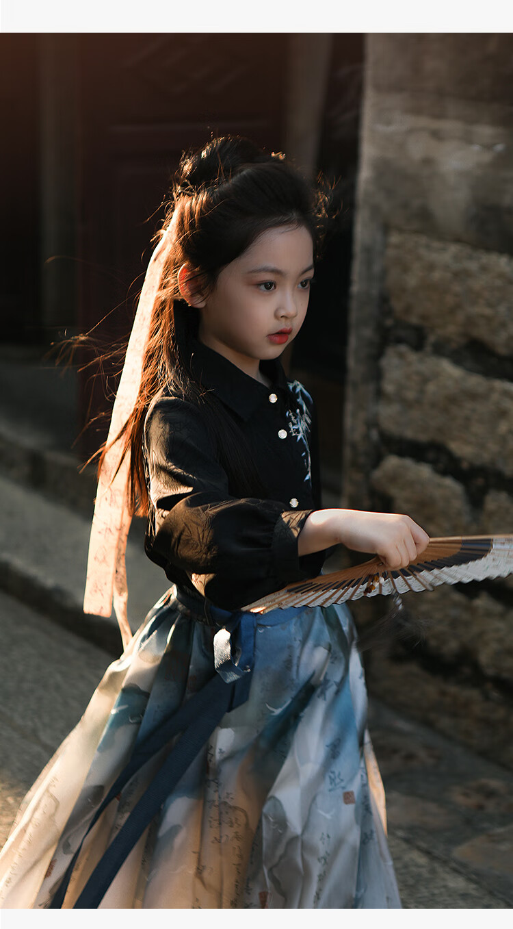 Qibo Girls' Spring 2025 New Chinese-Style Hanfu Top (Top Only), Ma Face Skirt, Ink-Style Top 9