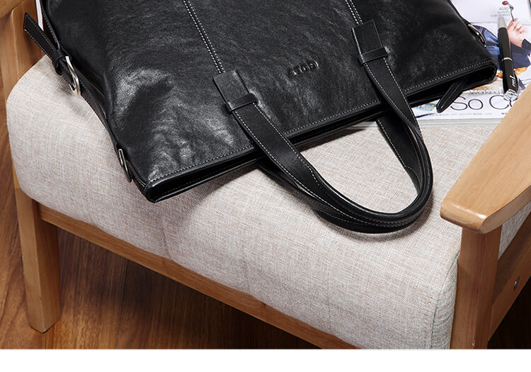 GOLF Briefcase, Men's Business Top-Grain Leather Handbag, Large Capacity Laptop Bag, Fashionable Horizontal Style Shoulder Crossbody Bag 40