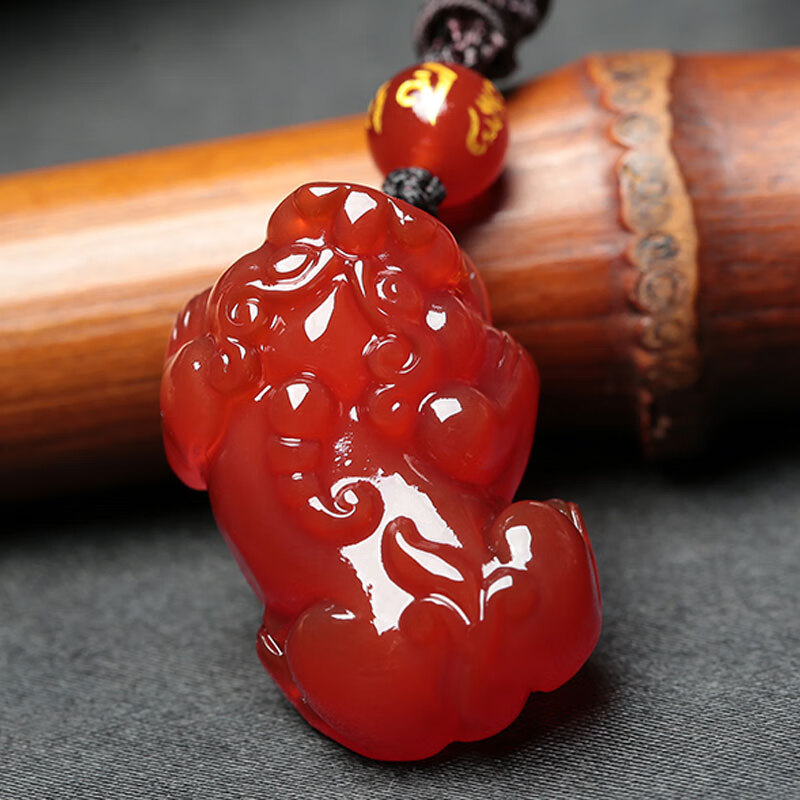 Cilingge Red Agate Pixiu Pendant, Puichu Pu Jewelry Pendant Necklace, Zodiac Year Gift, Amulet for Men And Wome