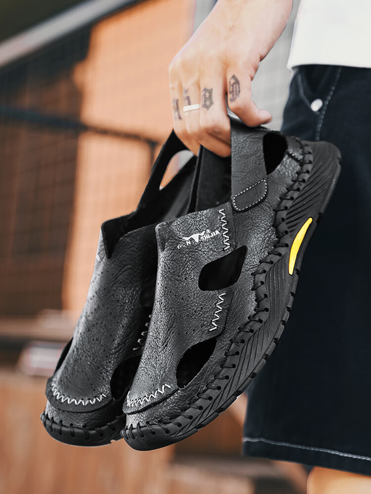 Bull Family Men's Summer Breathable Sandals Men's Closed-Toe Leather Sandals Outdoor Casual Trendy Hole Shoes 6