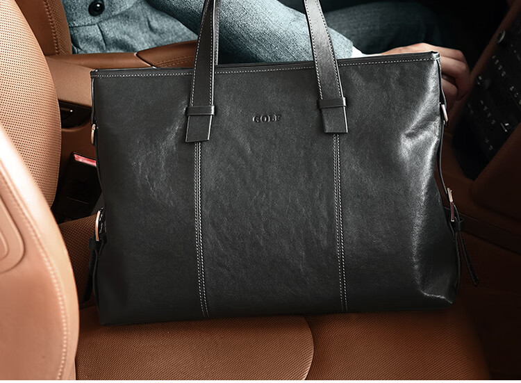 GOLF Briefcase, Men's Business Top-Grain Leather Handbag, Large Capacity Laptop Bag, Fashionable Horizontal Style Shoulder Crossbody Bag 38