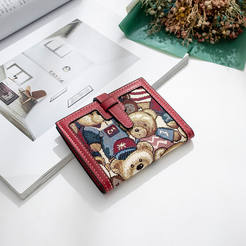 Xiaoxiongyilian, Niche Design Women's Short Wallet, Multi-Card Slots, Coin Purse, Ultra-Thin Integrated Card Holder, Cute Valentine's Day Gift
