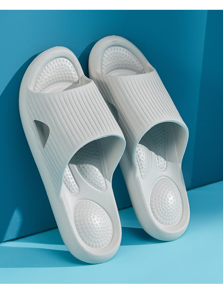 京东京造舒适按摩拖鞋软弹轻便休闲浴室凉拖鞋男款灰色4142jz3151