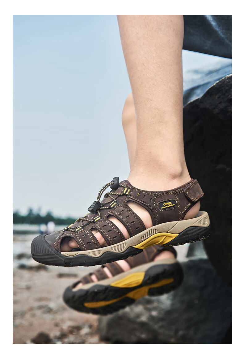 Jeep Men's Outdoor Breathable Beach Sandals, Closed-Toe Water Shoes with Holes, Non-Slip Hiking Casual River Tracing Shoes 14