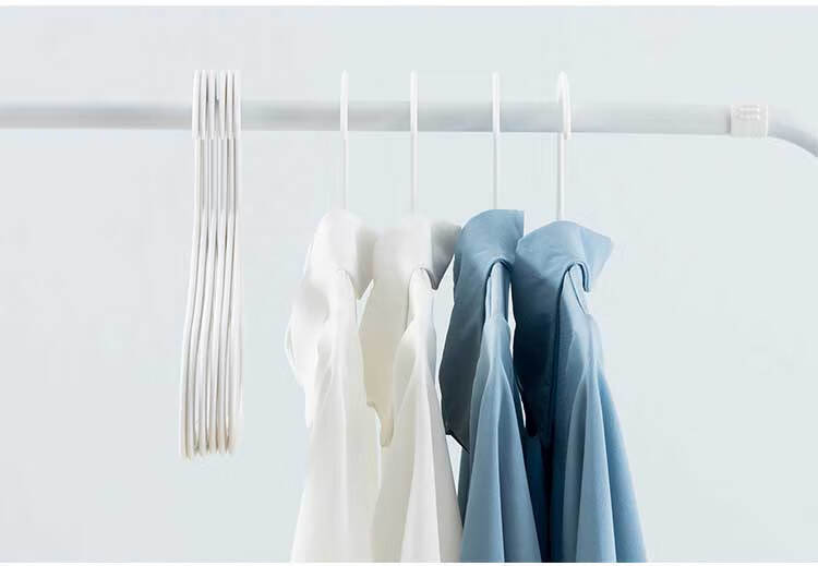Ourunzhe Hangers, Plastic Seamless Non-Slip Drying Rack, Suitable for Both Wet And Dry Use, Simple Hanger Design, Small Clothes Support, Pack of 10 11