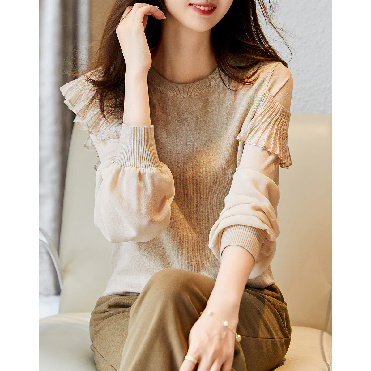 Dme [Containing Fluffy Wool] Spring And Autumn Stylish Spliced Sweater, Concealing Body Shape, Slimming Effect, Elegant Knitted Sweater for Women with High-End Feel